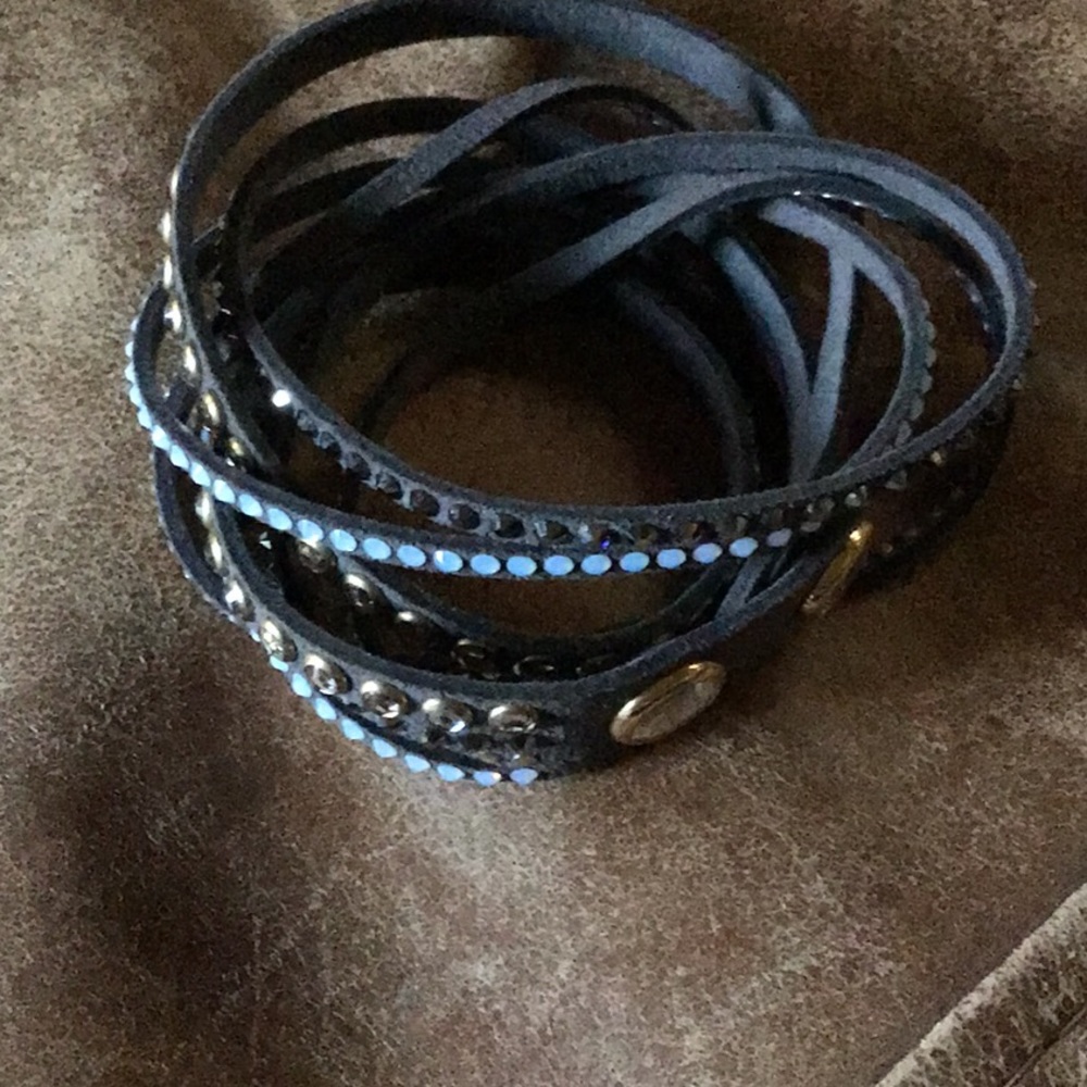 Savorski leather and jewel wrap bracelet